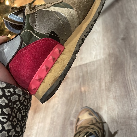 Valentino Rockrunner Camo Sneakers Size 6.5! - Picture 9 of 9